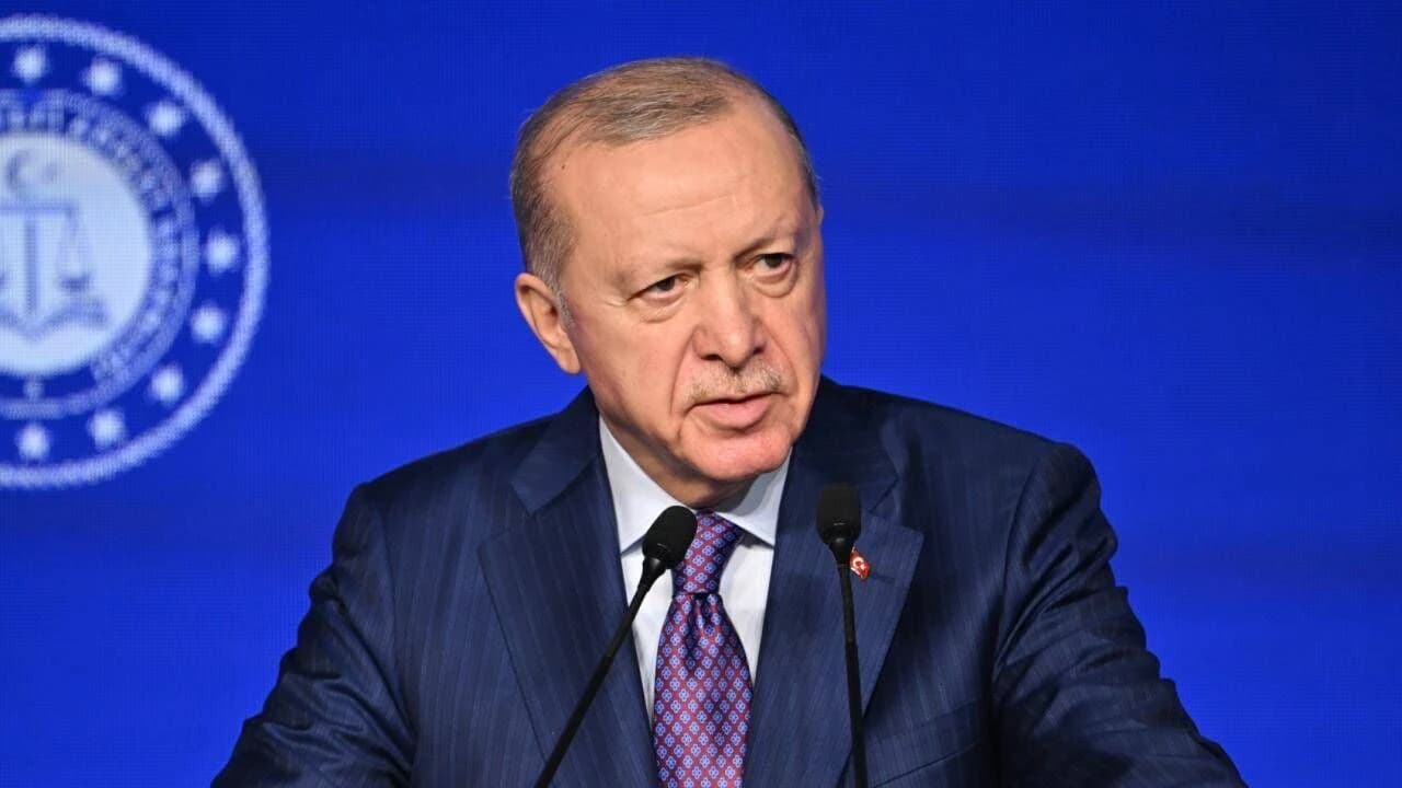 Cumhurbaşkanı Erdoğan: Demokrasinin uç beyi muhtarlar ile bağı diri tuttuk