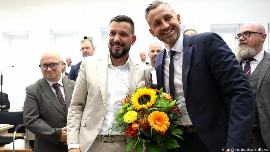 Almanya'da ilk kez bir eyalet, aşırı sağcı AfD'li bir milletvekilini parlamento başkanı seçti