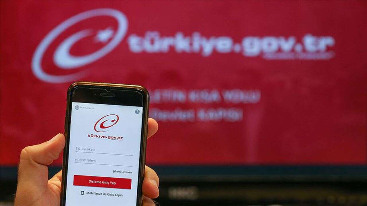 Maltepe'deki bina çökünce e-Devlet'e koştular! Ev sahibi ve kiracılar dikkat