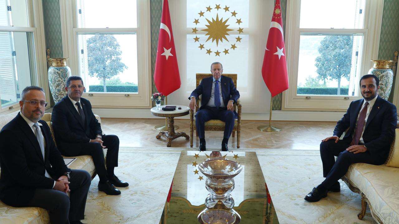 Cumhurbaşkanı Erdoğan, Çekmeköy Belediye Başkanı Çerkez’i kabul etti