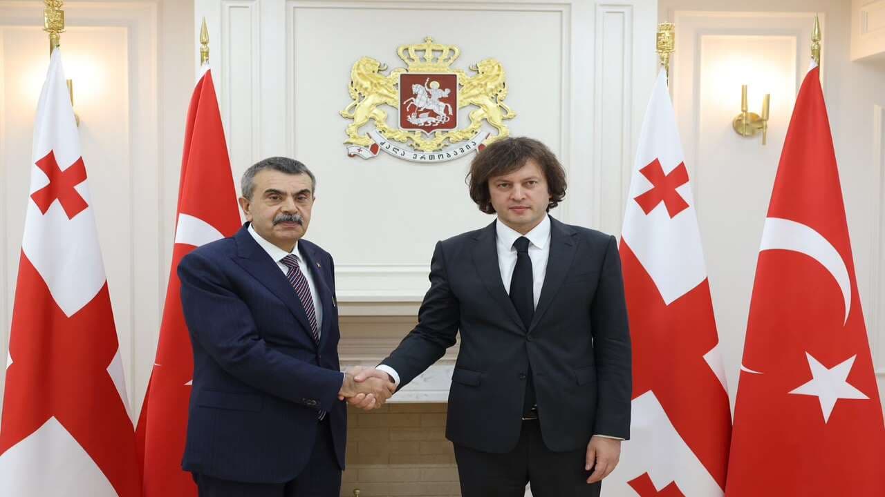 Milli Eğitim Bakanı Tekin, Gürcistan Başbakanı Kobakhidze ile eğitim işbirliğini görüştü