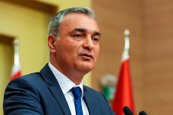 Ünlüce'yi tebrik eden CHP Sözcüsü Sarı'dan "muhalefetin ortak iradesi" vurgusu