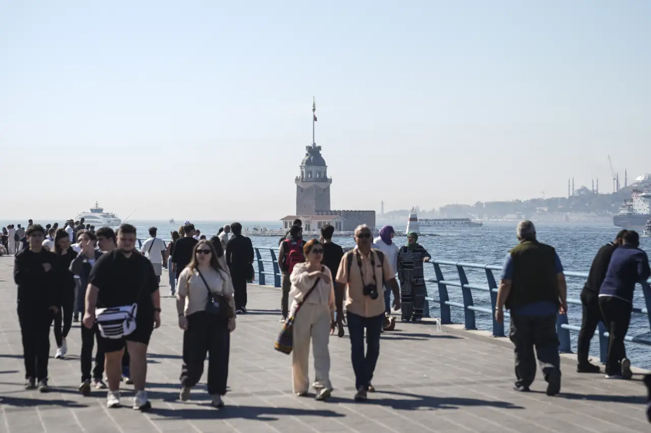İstanbul'da yeni haftada bahar havası: Sıcaklık 22 dereceye çıkacak