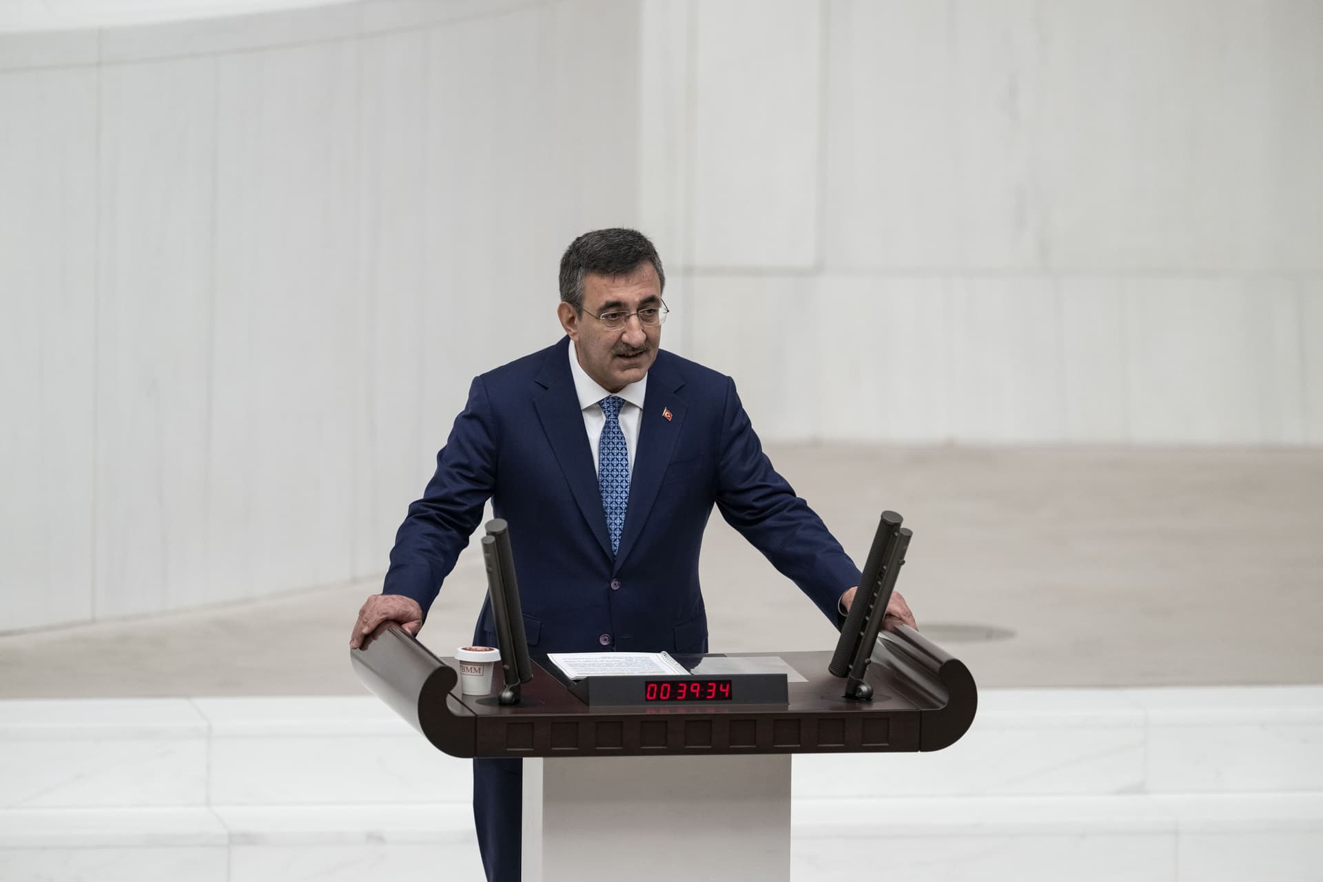 TBMM'de "fon" gündemi... Cevdet Yılmaz: Bu süreçte oluşan özel zararlar için Hazine kaynağı kullanılmayacak