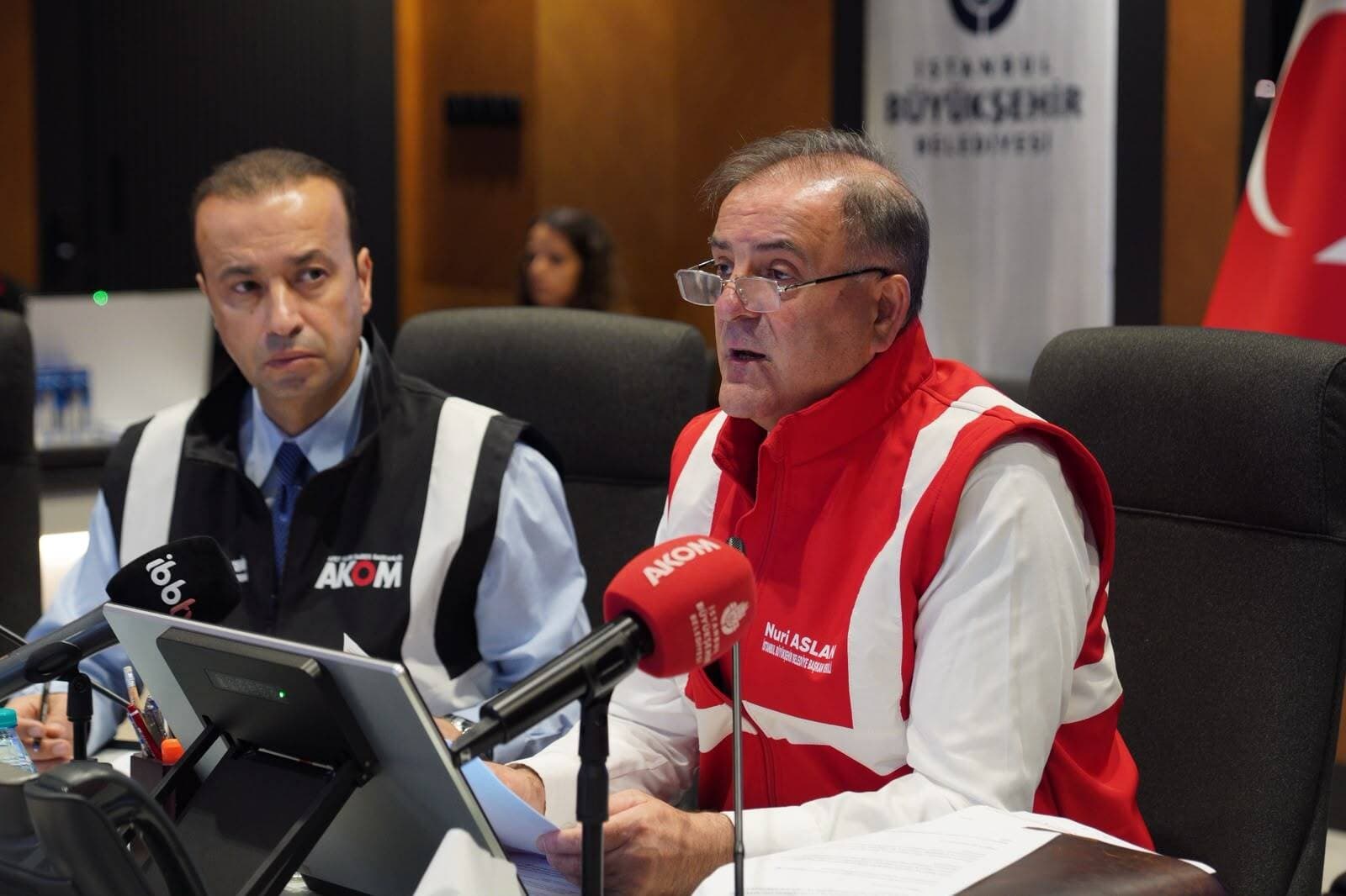 İstanbul'da sağanak bilançosu: 595 kişi kurtarıldı, 8 bin 515 ihbar alındı