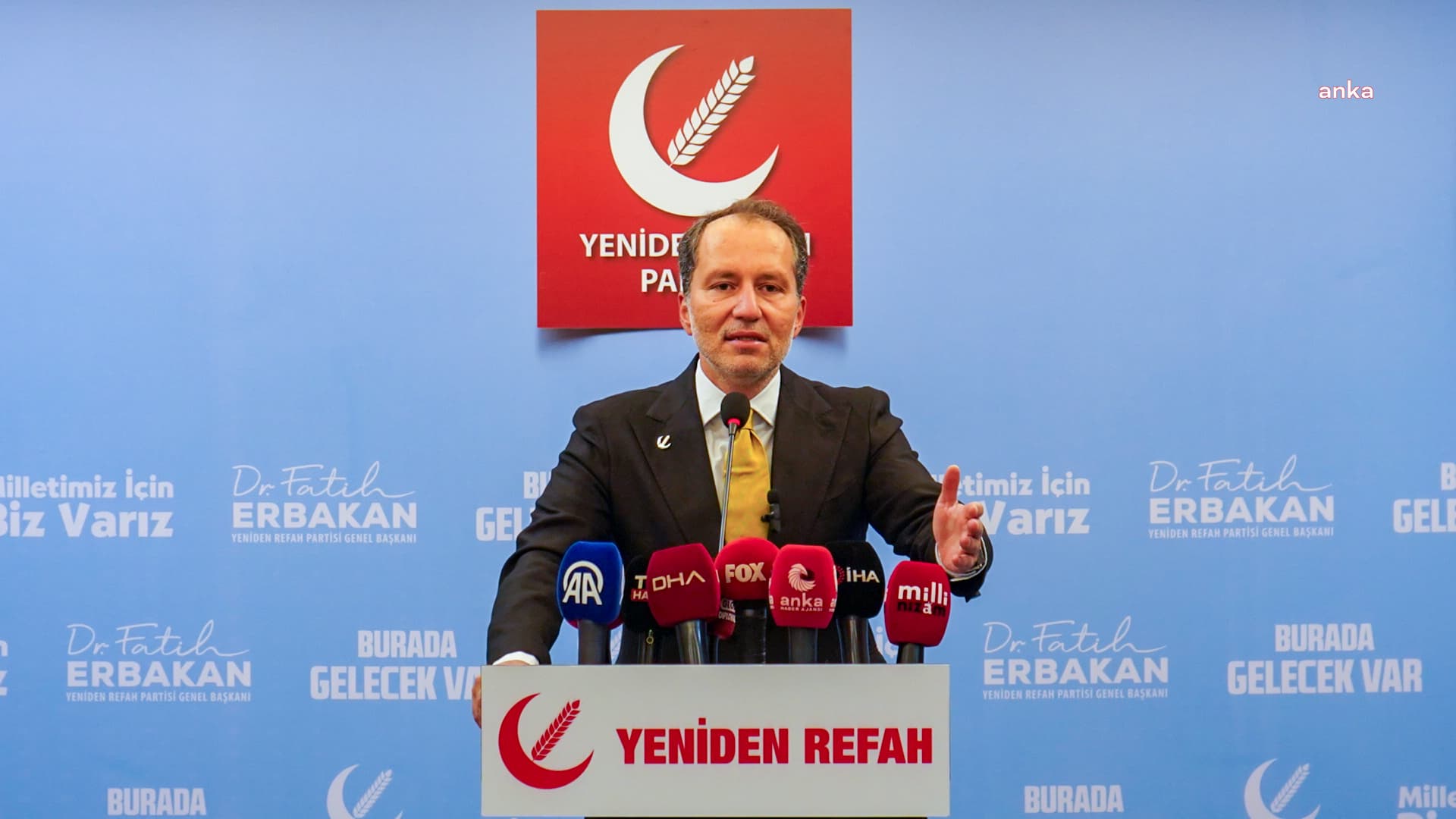 Erbakan’dan fon krizi eleştirisi: Kendinize zaman kazandırıyor, Türkiye’ye kaybettiriyorsunuz