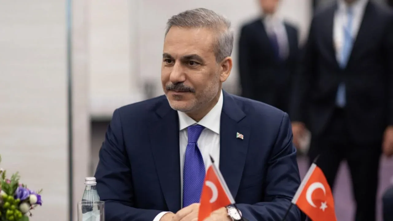 Bakan Fidan: "Türkiye olarak, bölgemizin huzur ve refahı için yapıcı katkılar sunmaya kararlılıkla devam edeceğiz"