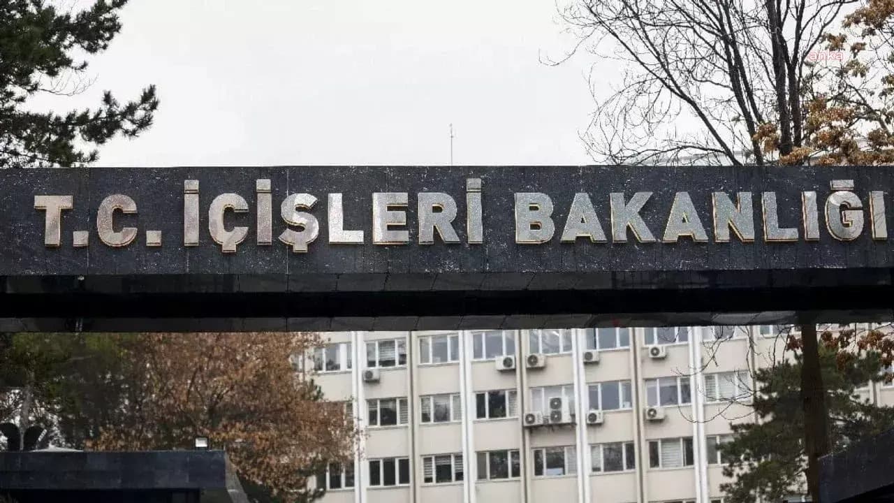 İçişleri Bakanlığı Başakşehir'deki okul saldırısına ilişkin iki müfettiş görevlendirdi