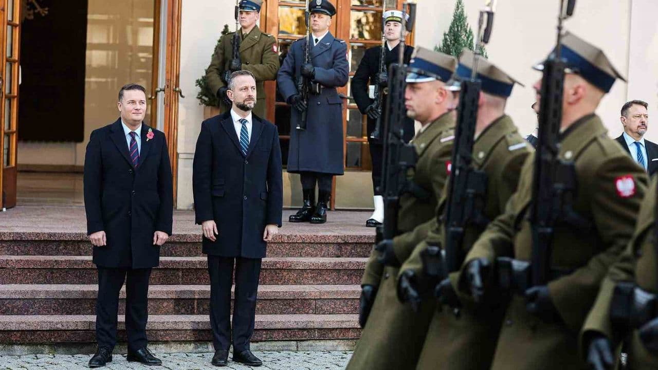 Putin’in testi: İngiltere vatandaşları olası bir Rusya çatışmasına hazırlıklı olmalı