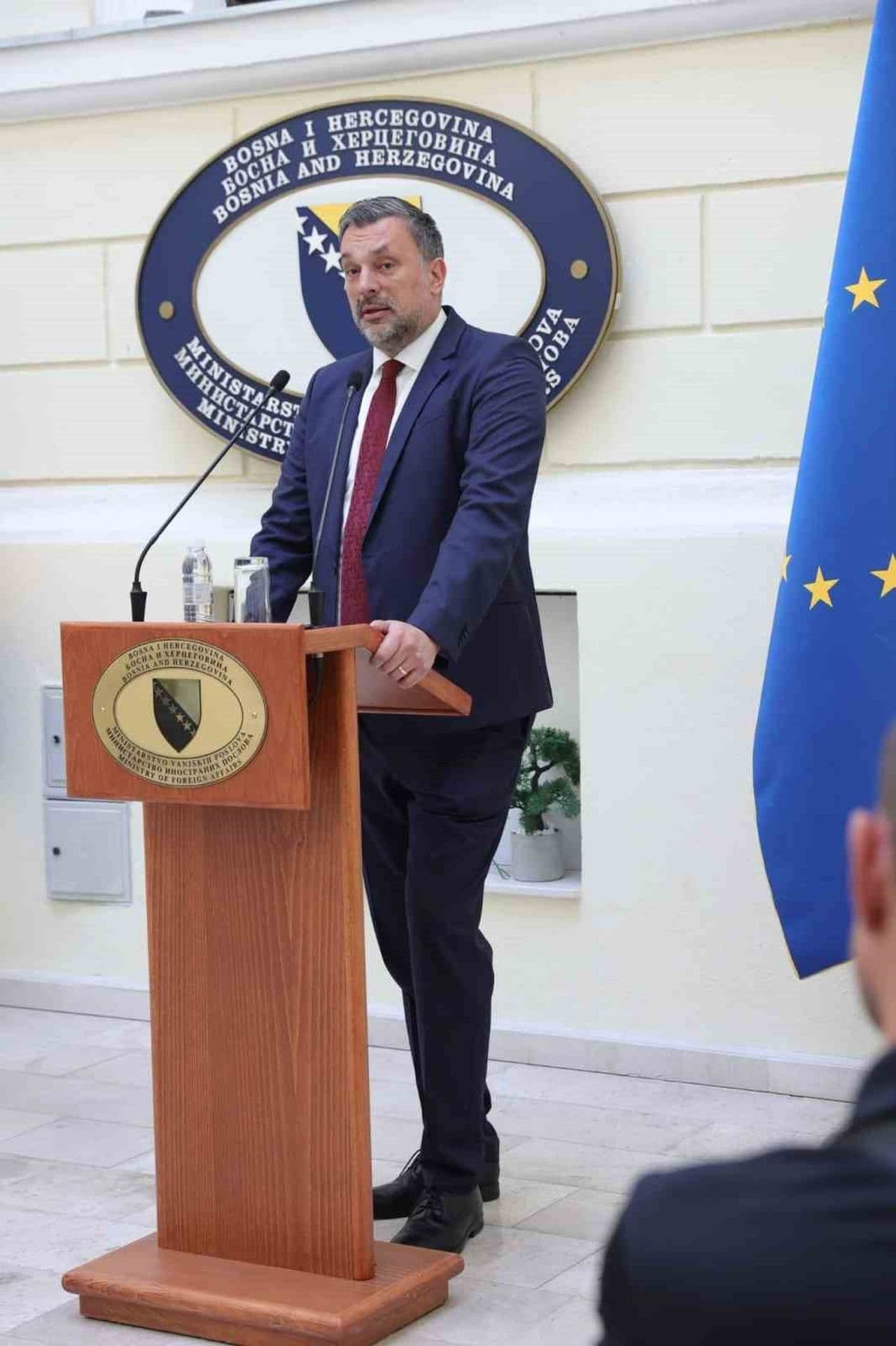 Bosna Hersek Mladiç töreninin ardından Sırbistan ile ilişkileri en alt seviyeye çekti