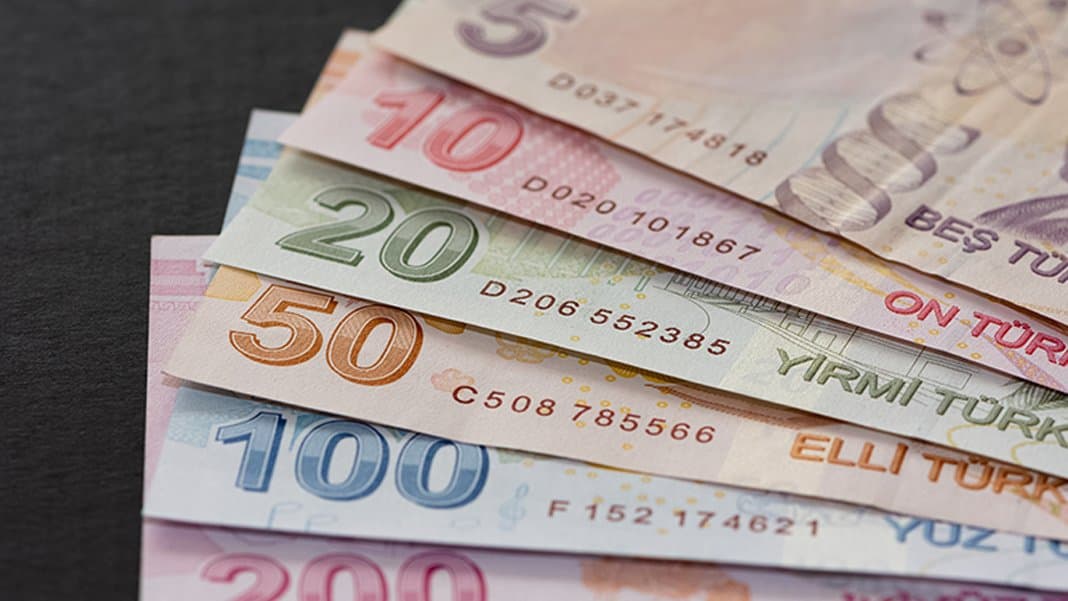 Memurlara yılda iki kez ikramiyesi için teklif verildi
