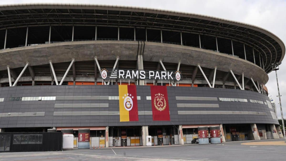 GS-FB maçı RAMS Park'ta oynanacak mı? Galatasaray Stadı (Rams Park) kayıyor mu, duvarlar çatladı mı?
