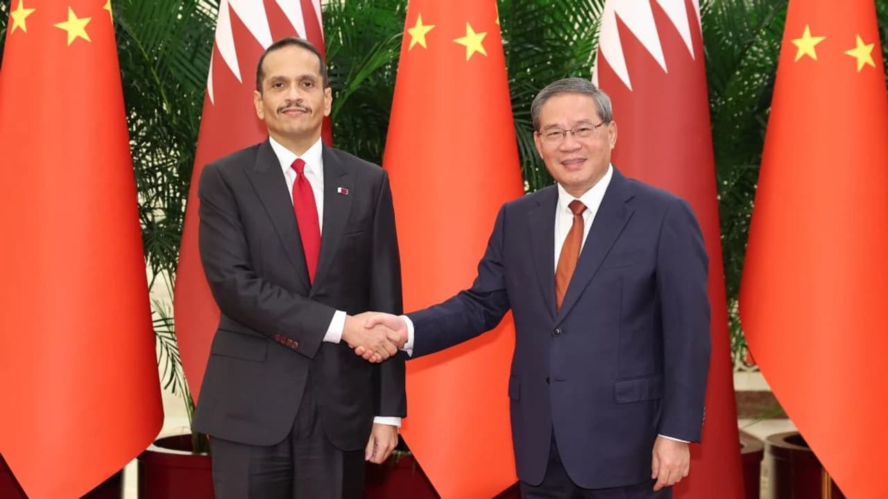 Çin Başbakanı Li Qiang Katar Başbakanı Al Thani ile görüştü
