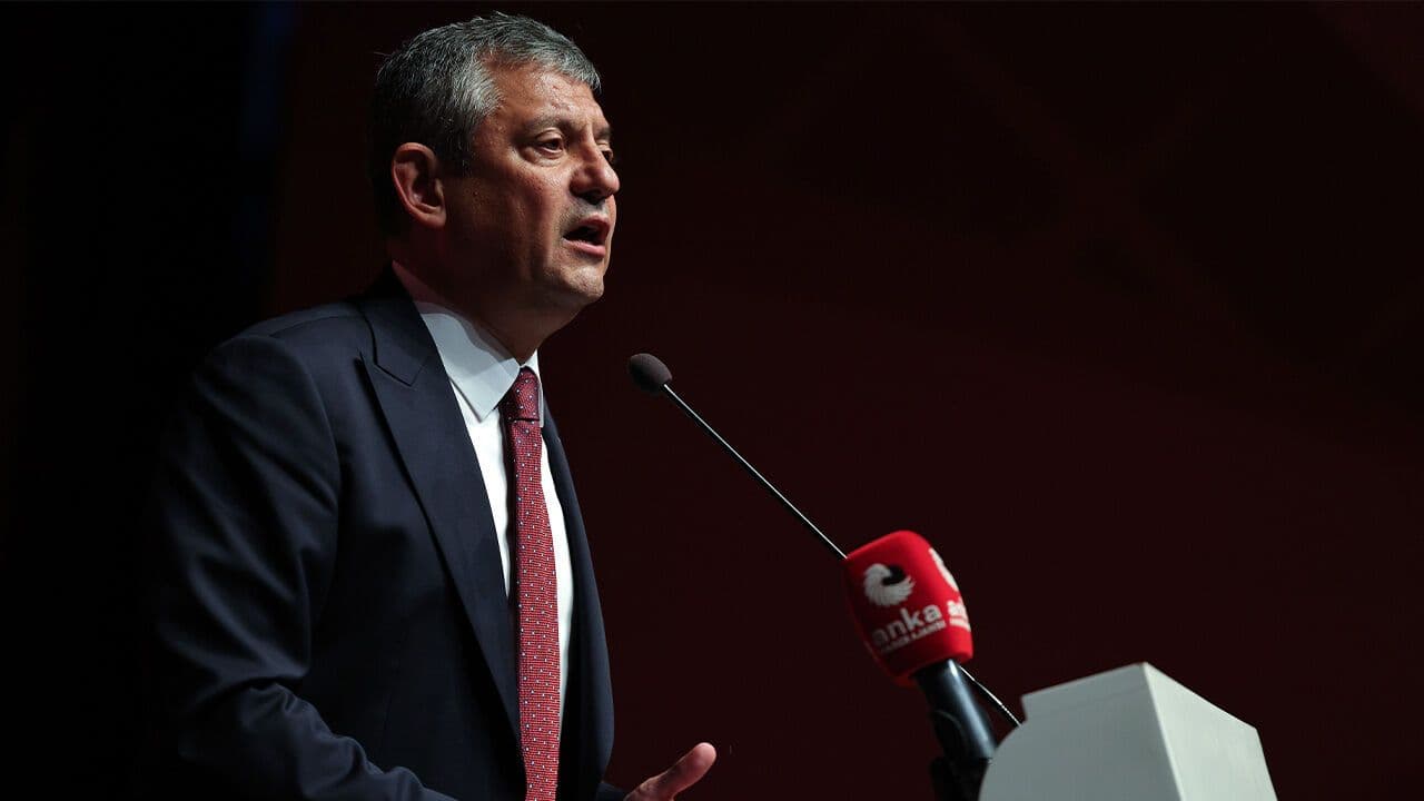 Özgür Özel kuracağı 'Yeni Parti'nin detayları belli oldu: 90 milletvekili CHP'den ayrılacak!