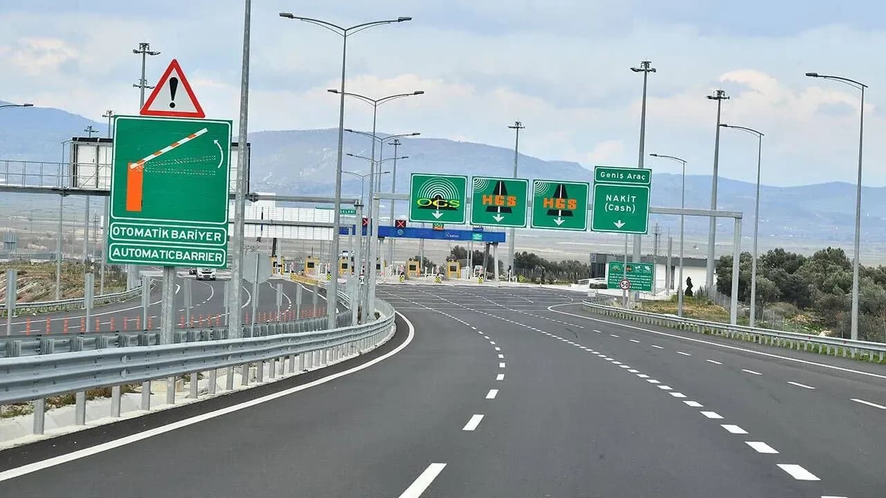 İzmir-Çeşme ve İzmir-Aydın otoyolları için kent konseylerinden sert tepki