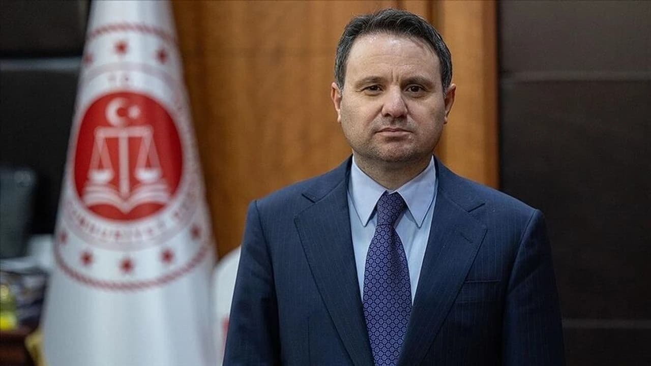 Bakan Gürlek'ten OVP mesajı