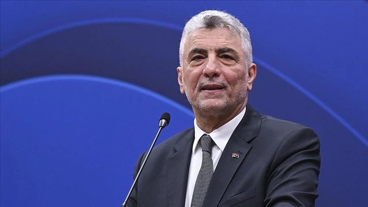 Bakan Bolat’tan fon açıklaması: ‘Evrak sahteciliği yaparak algı oluşturmaya çalışmışlar’