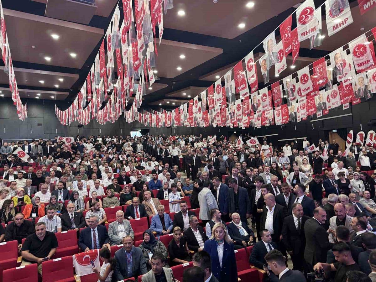 MHP'li Özdemir: Yunanistan İsrail'in gazıyla hareket ediyor