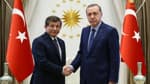 Ahmet Davutoğlu'ndan siyasi nezaket: Cumhurbaşkanı Erdoğan’ı oğlunun nikahına davet etti