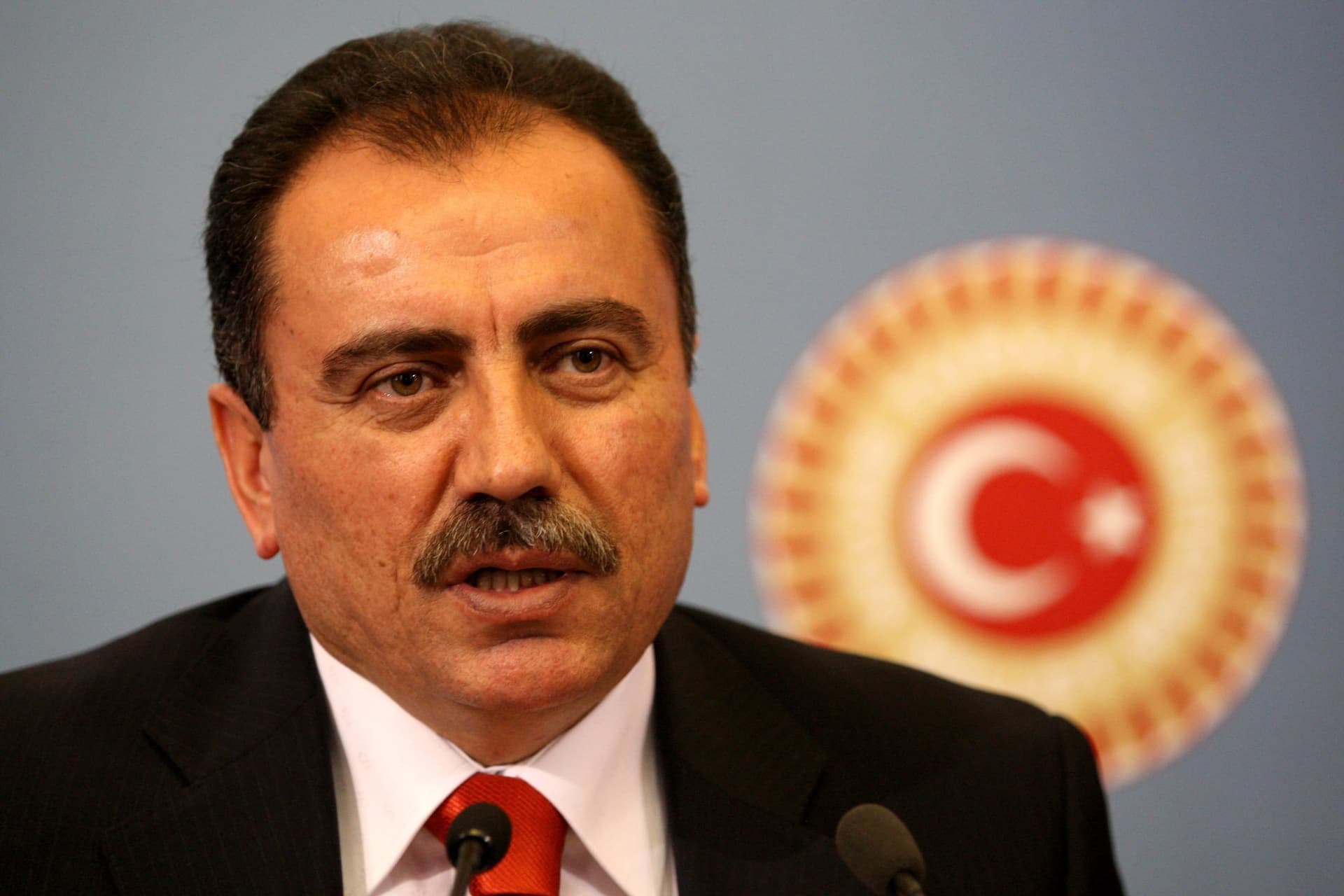 Türkiye arrests 36 in probe into Yazıcıoğlu helicopter crash