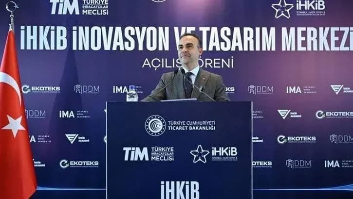Tekstil sektöründe dönüşüm hamlesi! Bakan Kacır: Türkiye'nin önceliği yatırımdır, üretimdir