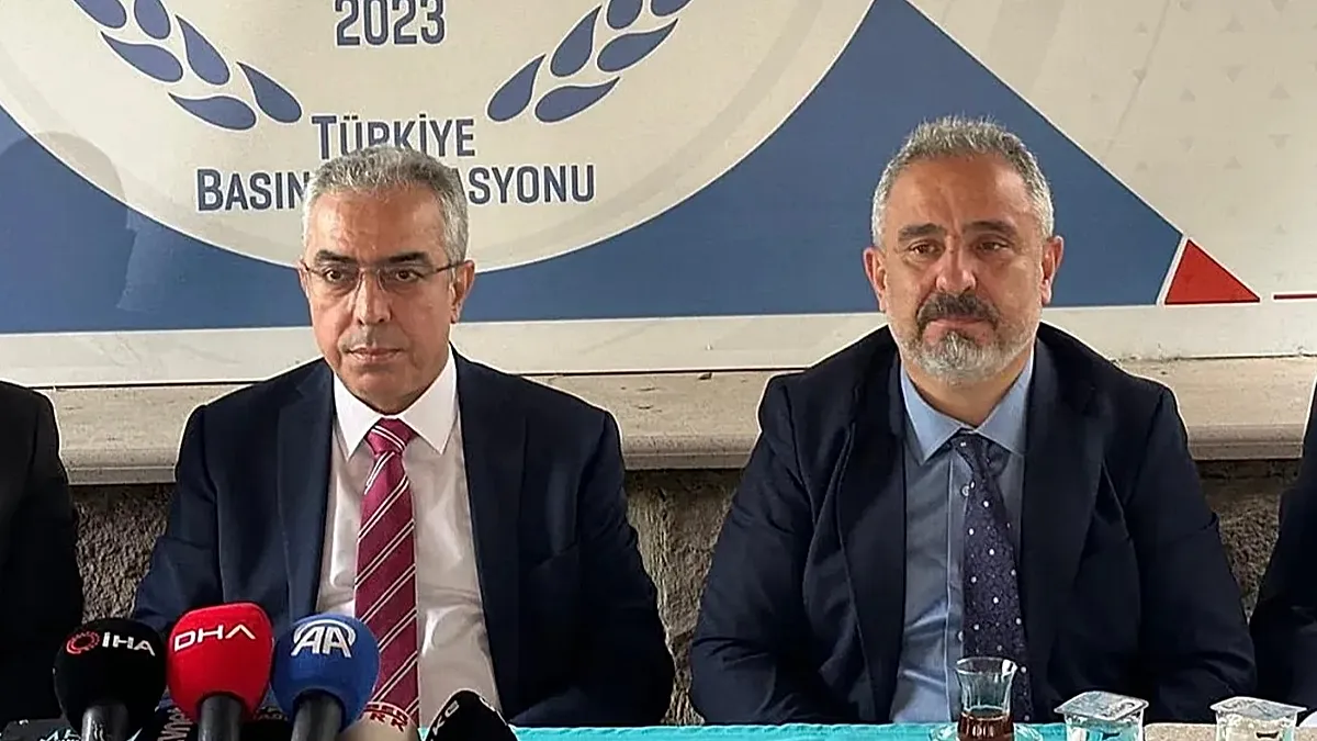 Mehmet Uçum'dan yeni anayasa açıklaması ve seçim takvimi