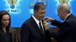 AKP rozetini taktı ilk işi izne çıkmak oldu