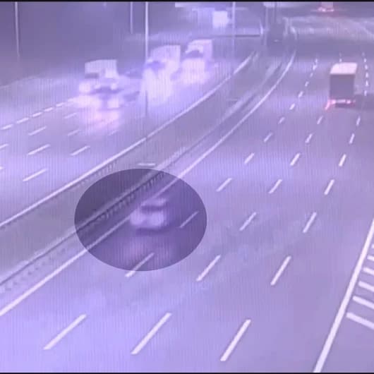 Başakşehir'de ters yönde ilerleyip otomobilin aynasını kıran sürücüye 90 bin lira ceza