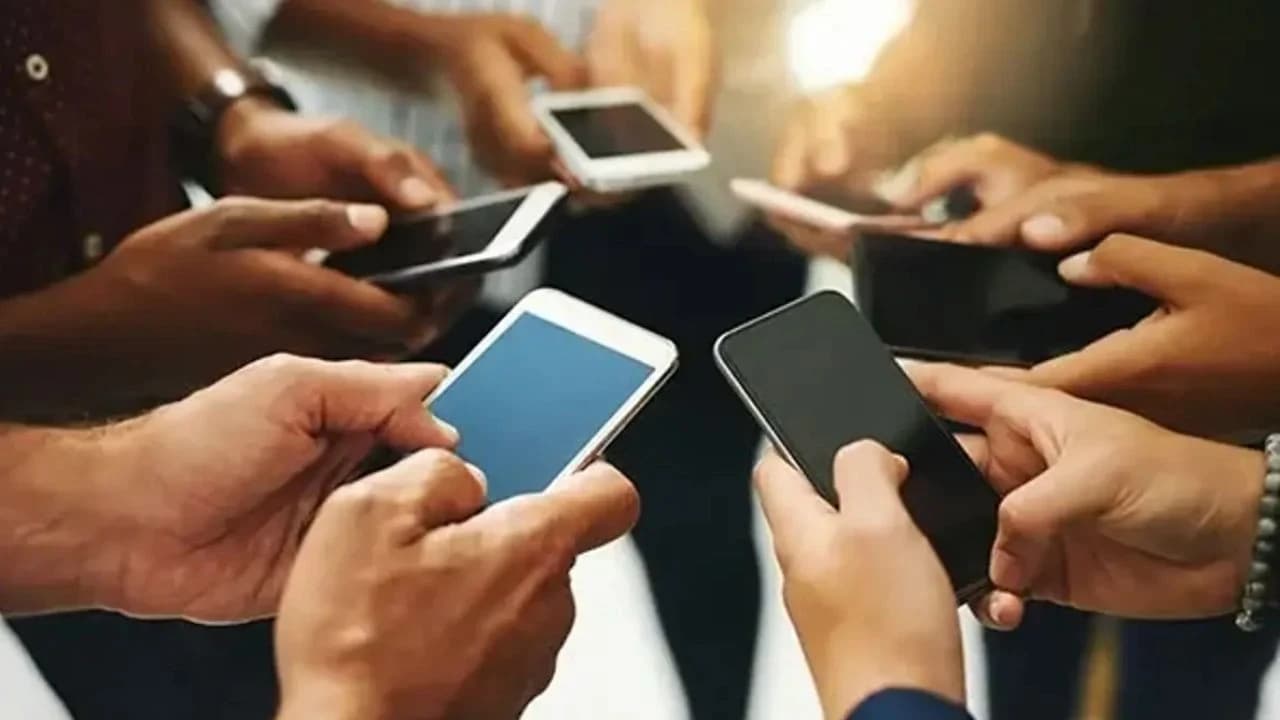 Bakanlık açıkladı: Cep telefonlarında taksit sınırına yeni düzenleme