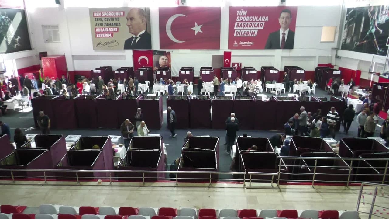 İzmir Barosu'nda sandık heyecanı