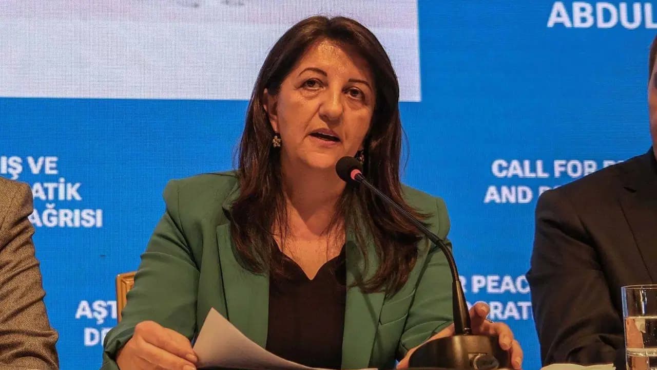 DEM Parti yeniden kongreye gidecek: Pervin Buldan 'Yeni bir hareket inşa edeceğiz' dedi, isim paylaştı