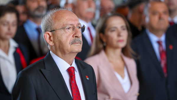 CHP 103 yaşında... Butlan yönetimi Anıtkabir'i ziyaret etti, Kılıçdaroğlu'na Vahap Seçer ve Zeydan Karalar da eşlik etti