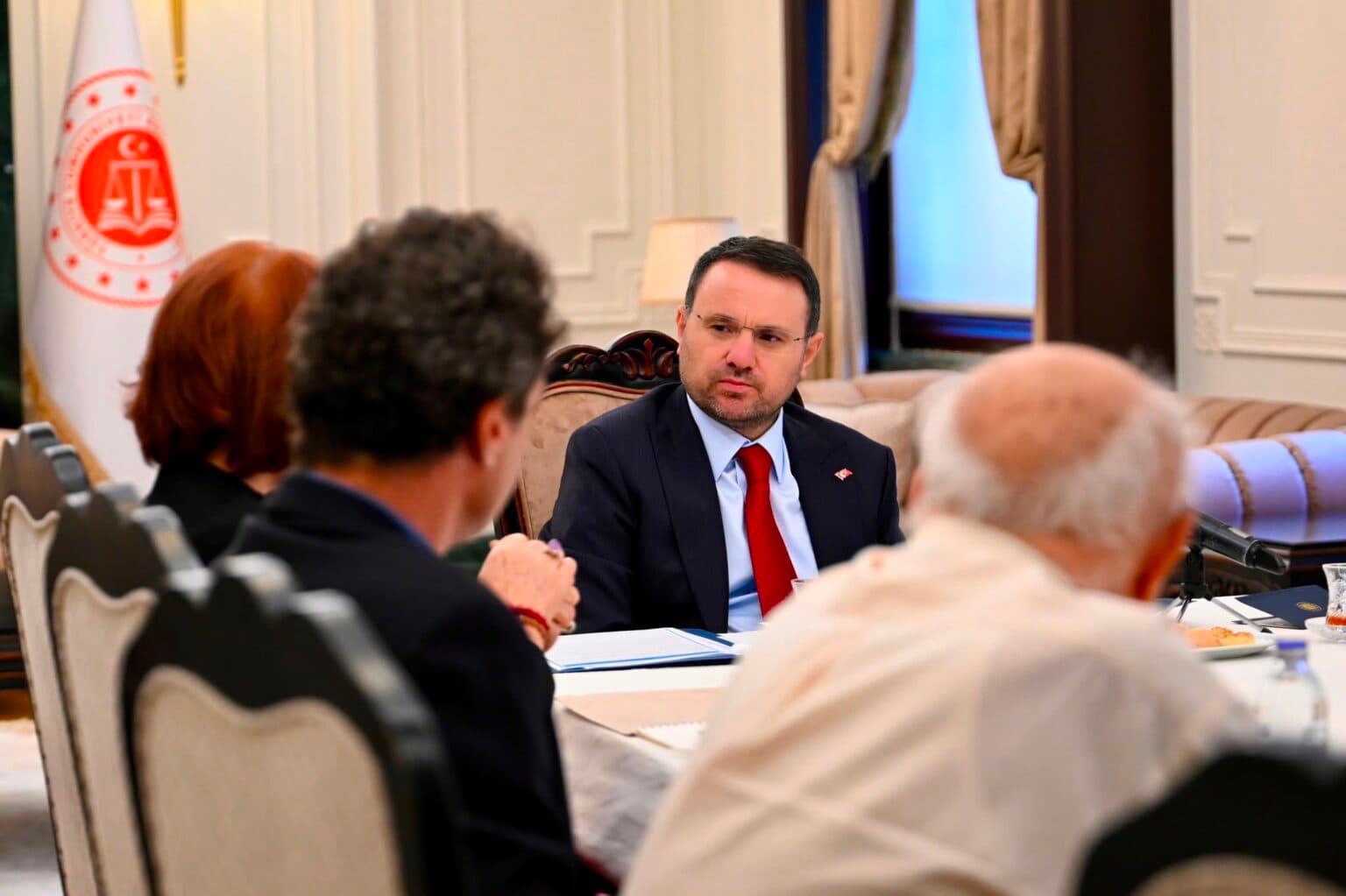Akın Gürlek, Ahmet Şık hakkında suç duyurusunda bulundu