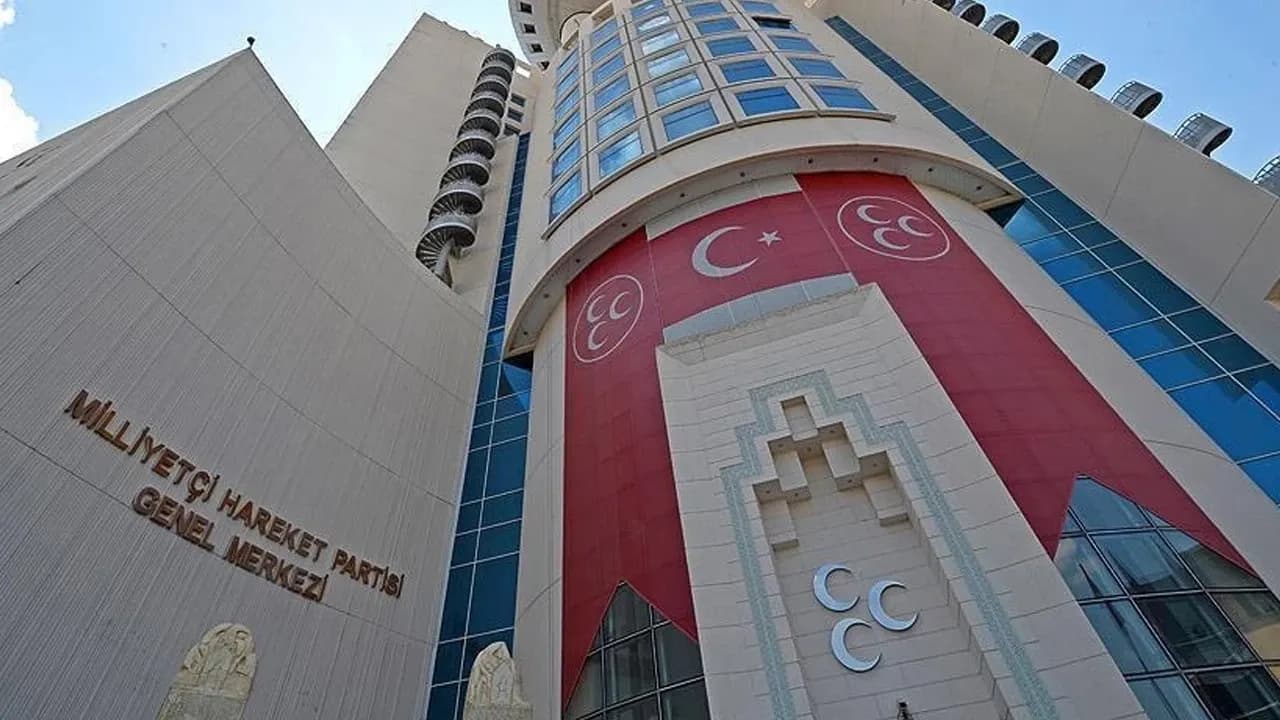MHP Manisa il yönetimi feshedildi! Sayı 19'a yükseldi