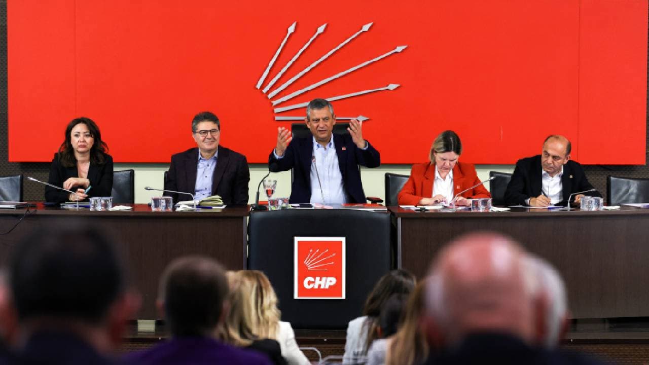 CHP PM’ 5.5 saattir toplantıdaydı: “Bayramdan sonra ilk pazartesi imza sürecini başlatacağız”