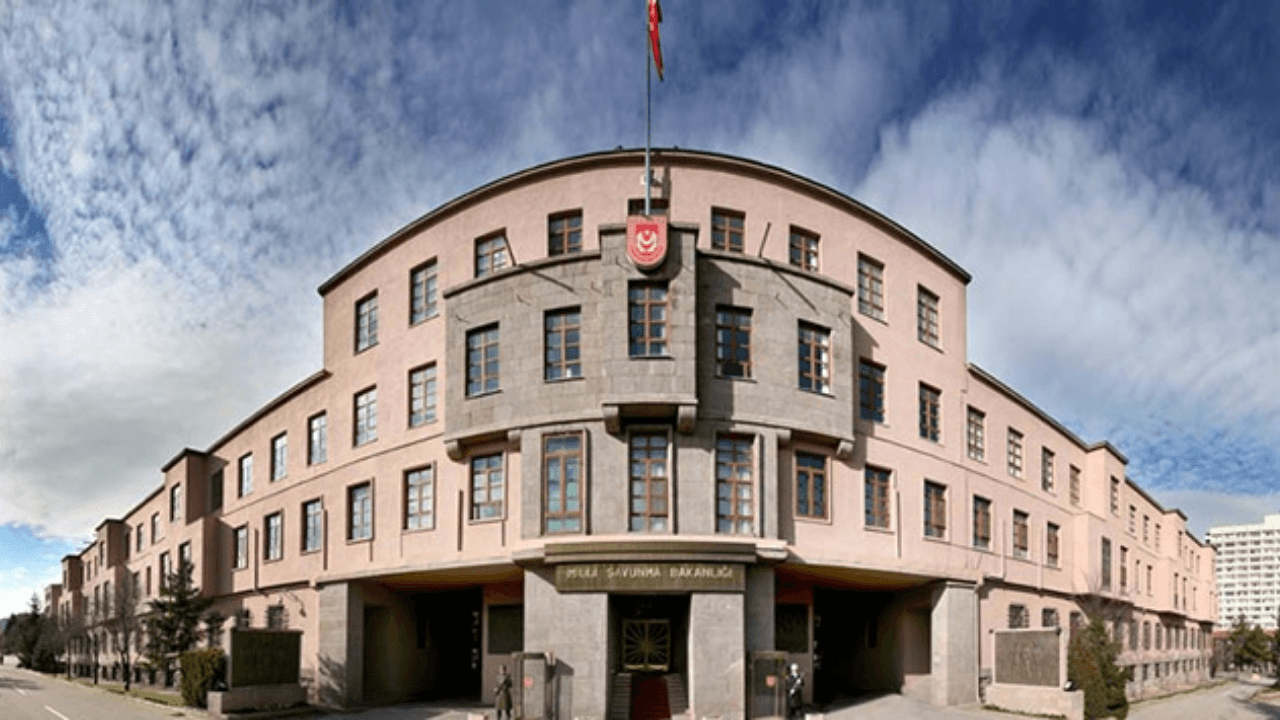 İzmir'in kurtuluşunun 104. yıl dönümünde MSB'den anlamlı mesaj