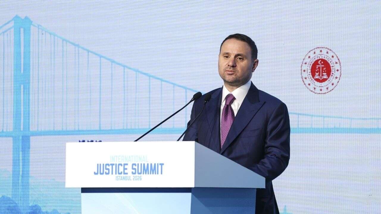 Bakan Gürlek: Hukukun üstünlüğü, güçlü olanın hukukunun üstünlüğü anlamına gelmemelidir
