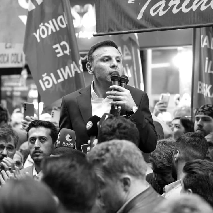 Üç Üsküdar meclis üyesinin şikayetiyle: Özgür Çelik hakkında soruşturma