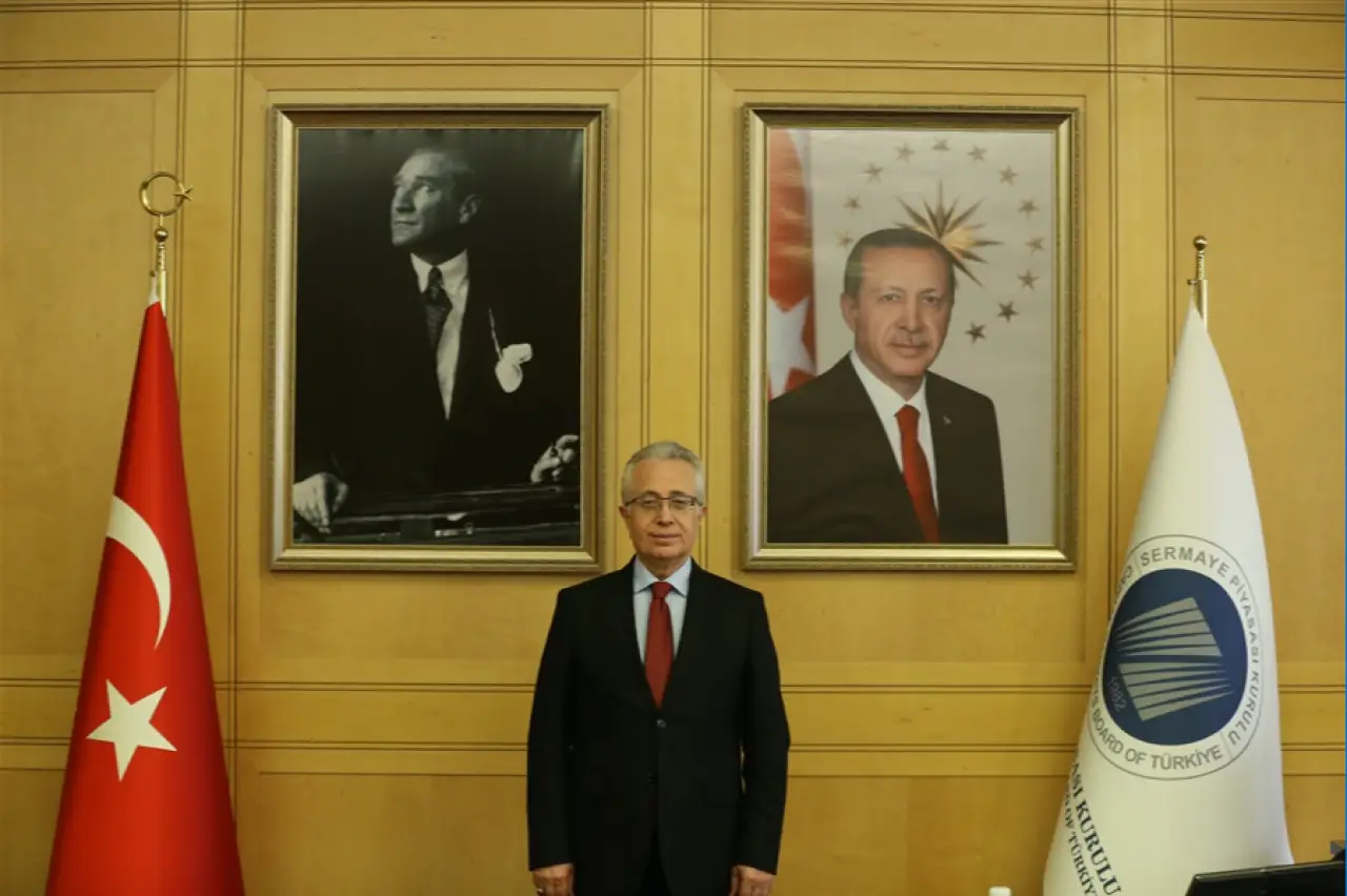 SPK Başkanı Sütcü’nün görevden alınması Resmi Gazete’de: Maliye ve Çevre ve Şehircilik Bakanlıklarında görevden alma ve atamalar