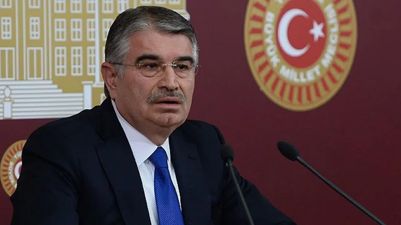 Eski İçişleri Bakanı İdris Naim Şahin, adli kontrol talebiyle hakimliğe sevk edildi