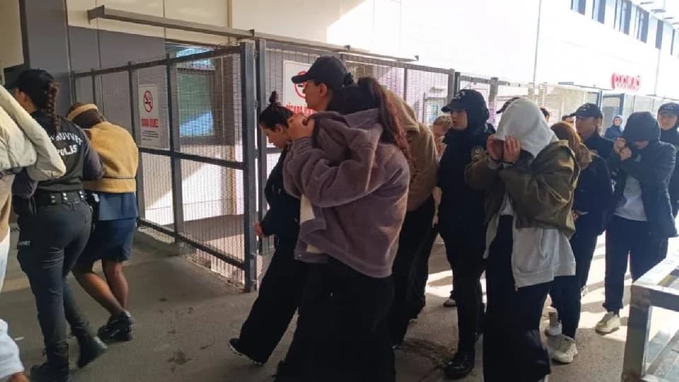 Kataloglu üreme şebekesine darbe: 8 tutuklama